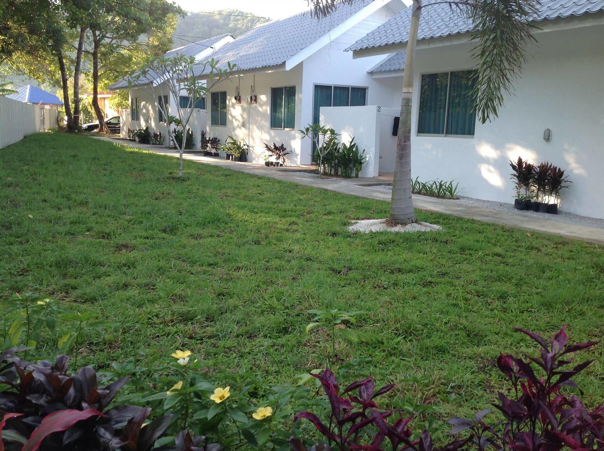 The Fint Hus Villa Langkawi Exterior photo